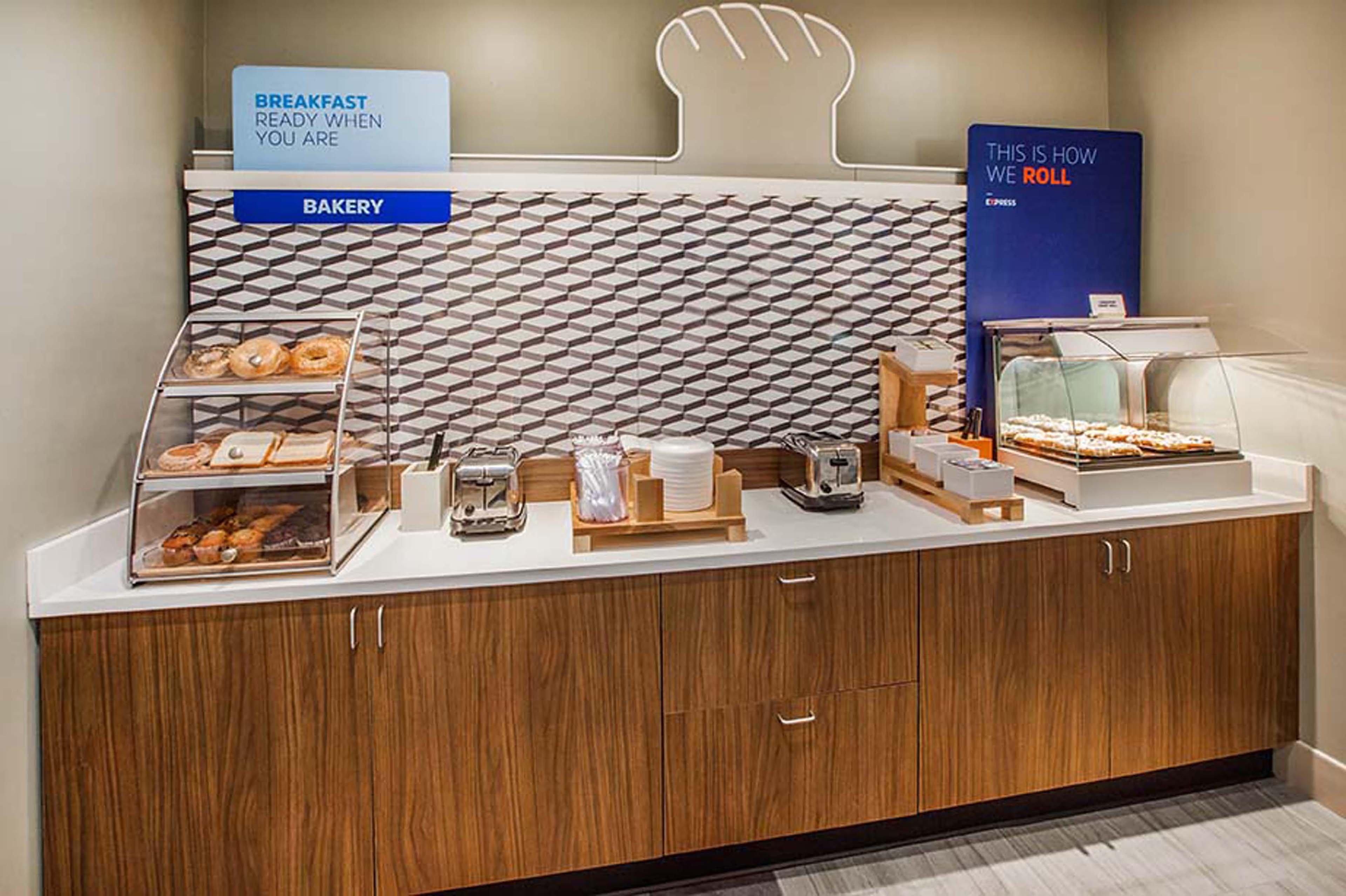 Holiday Inn Express Hotel And Suites Ada By Ihg Luaran gambar